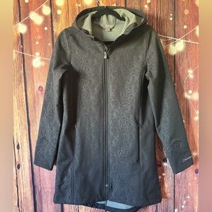 Cloudveil Soft Shell  Black Patterned Coat
